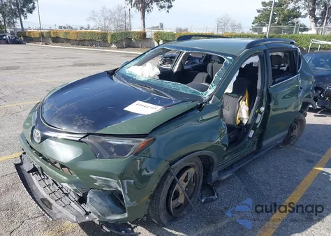 2017 Toyota Rav4 Le z USA, uszkodzony, nr VIN 2T3ZFREV1HW334365